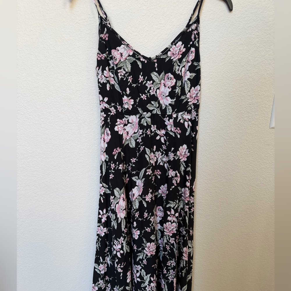 Esperanza black floral print midi dress by Lulus